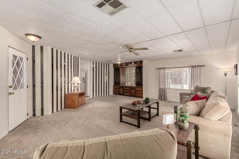 5221 Mills Ct, Mesa, AZ 85215