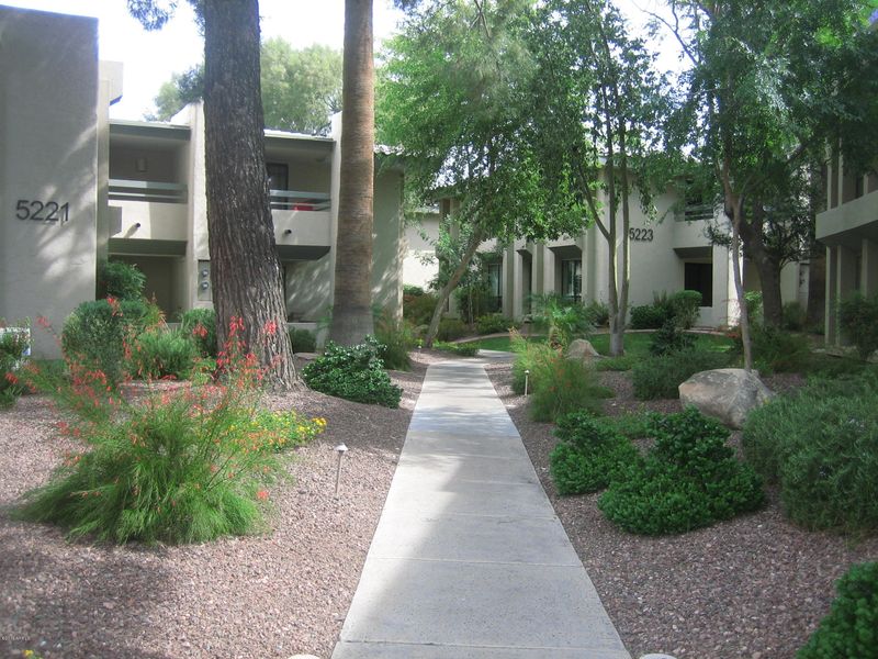 5221 N 24th St #204, Phoenix, AZ 85016