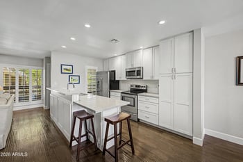 5221 N 24th St #206, Phoenix, AZ 85016