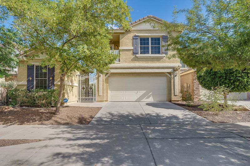 5221 S 23rd Pl, Phoenix, AZ 85040
