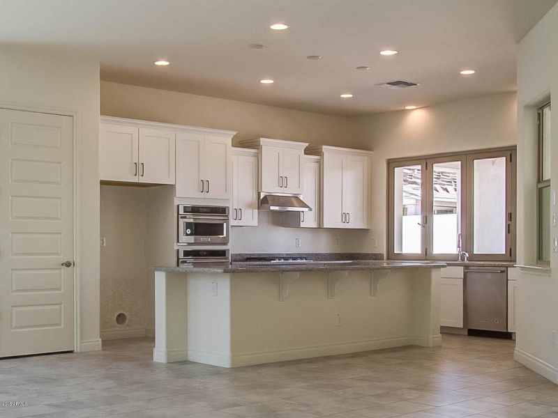 5221 S Excimer Dr, Mesa, AZ 85212
