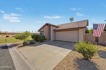 5221 Saguaro Cir, Phoenix, AZ 85044