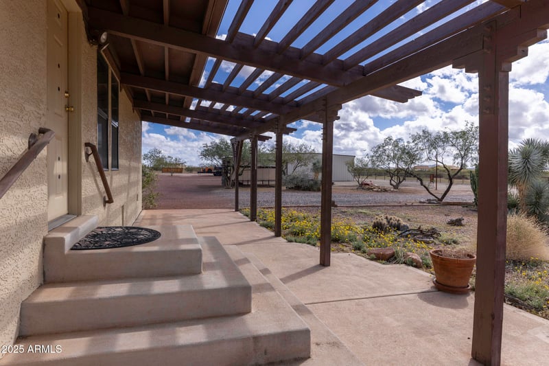 52218 Forepaugh Peak Rd, Wickenburg, AZ 85390