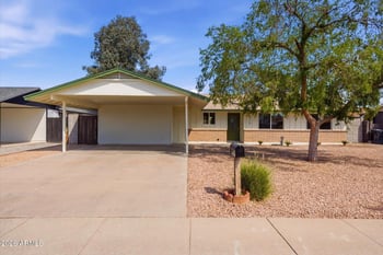 5222 Hatcher Rd, Glendale, AZ 85302