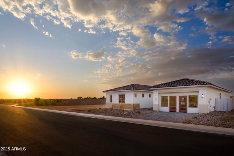 5222 Steinway Dr, Laveen, AZ 85339
