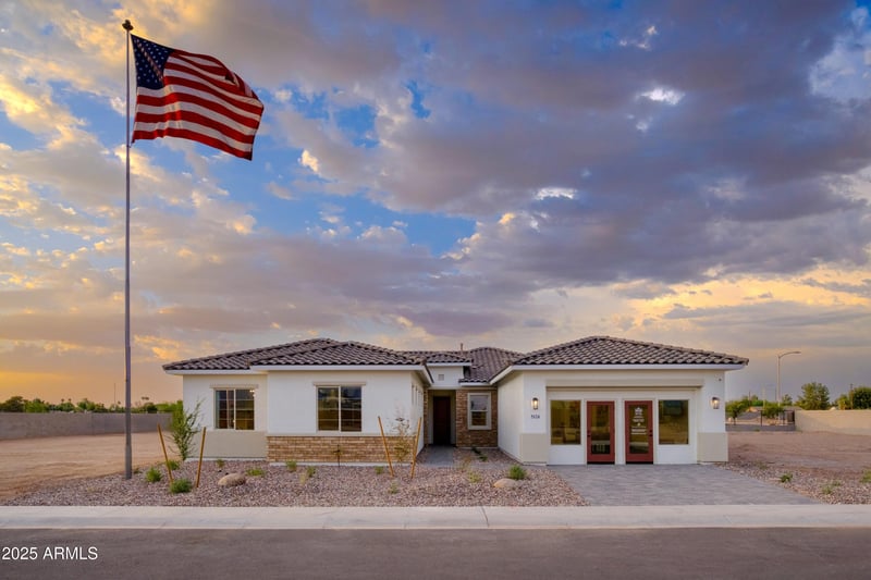 5222 Steinway Dr, Laveen, AZ 85339