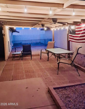 5222 Tamblo Dr, Phoenix, AZ 85044