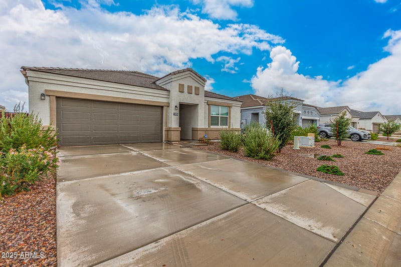 5223 Diatomite Dr, San Tan Valley, AZ 85143