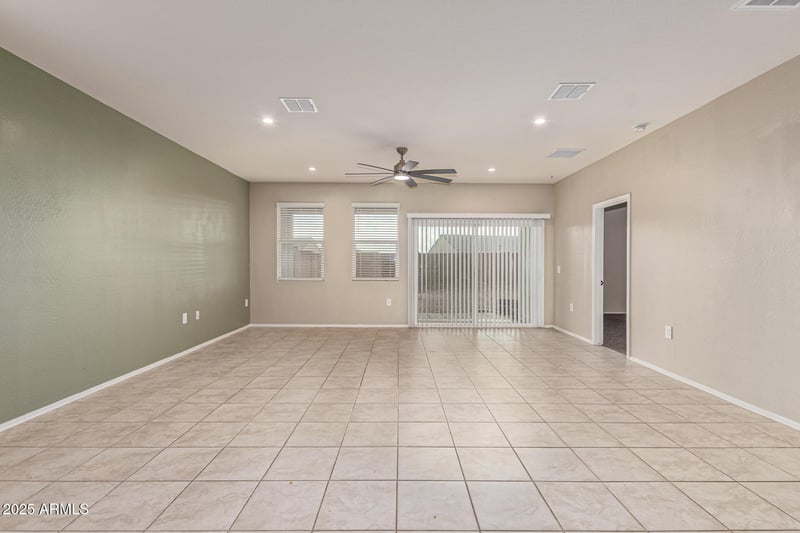 5223 Diatomite Dr, San Tan Valley, AZ 85143