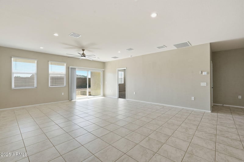 5223 Diatomite Dr, San Tan Valley, AZ 85143