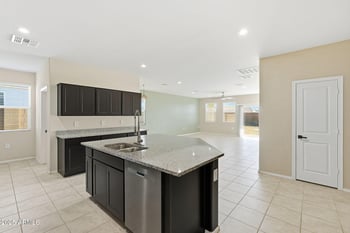 5223 Diatomite Dr, San Tan Valley, AZ 85143