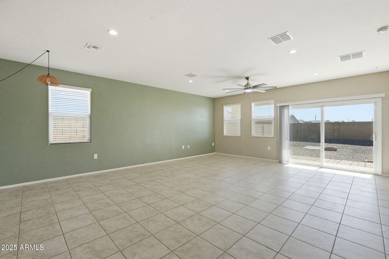 5223 E Diatomite Dr, San Tan Valley, AZ 85143