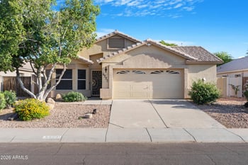 5223 Pontiac Dr, Glendale, AZ 85308
