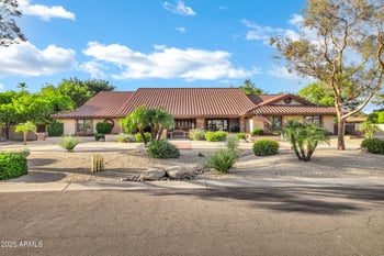 5224 Misty Willow Ln, Glendale, AZ 85310