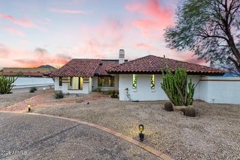 5224 W Creedance Blvd, Glendale, AZ 85310