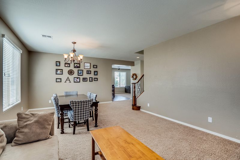 5224 W Straight Arrow Ln, Phoenix, AZ 85083