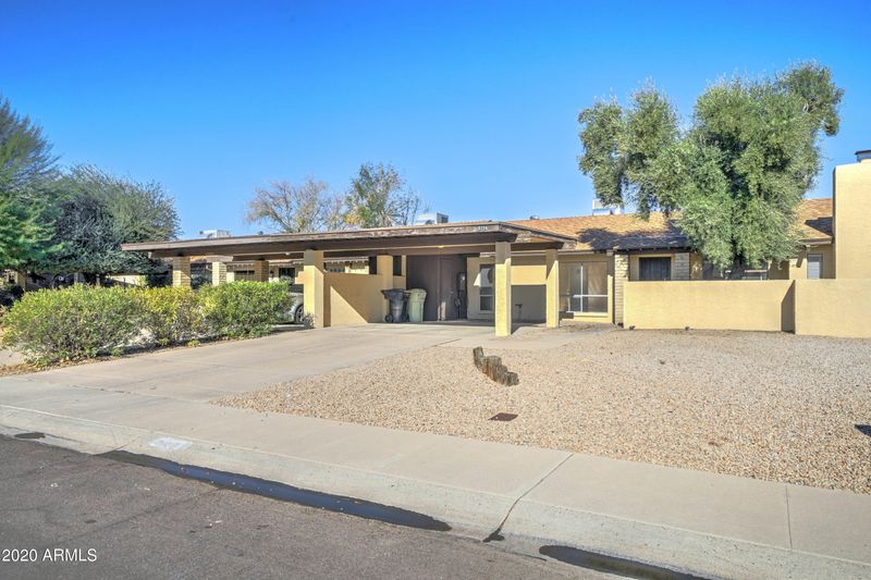 5224 W Vogel Ave, Glendale, AZ 85302