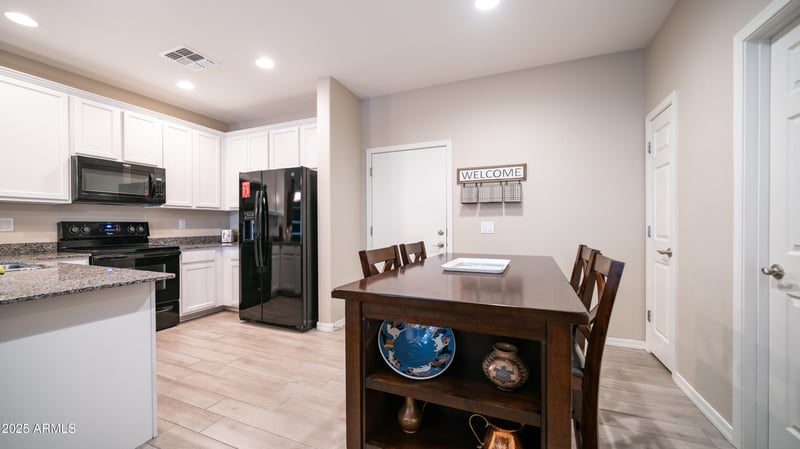 5225 Enid Ave #110, Mesa, AZ 85206