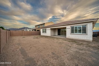 5226 Thresher Way, Laveen, AZ 85339