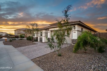 5226 Thresher Way, Laveen, AZ 85339