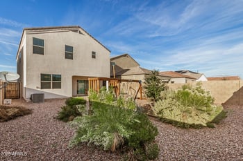 5227 Iridium Way, San Tan Valley, AZ 85143