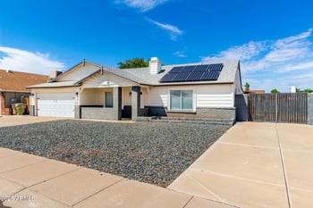 5228 Aster Dr, Glendale, AZ 85304