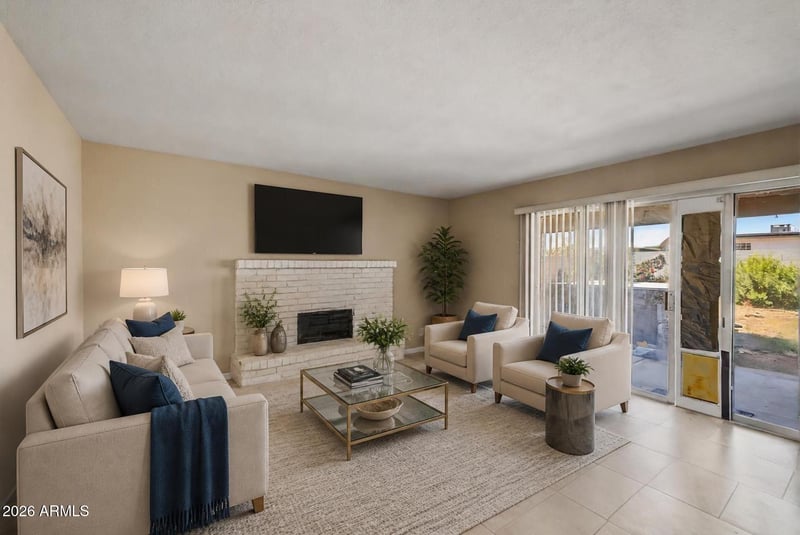 5228 W Garden Dr, Glendale, AZ 85304