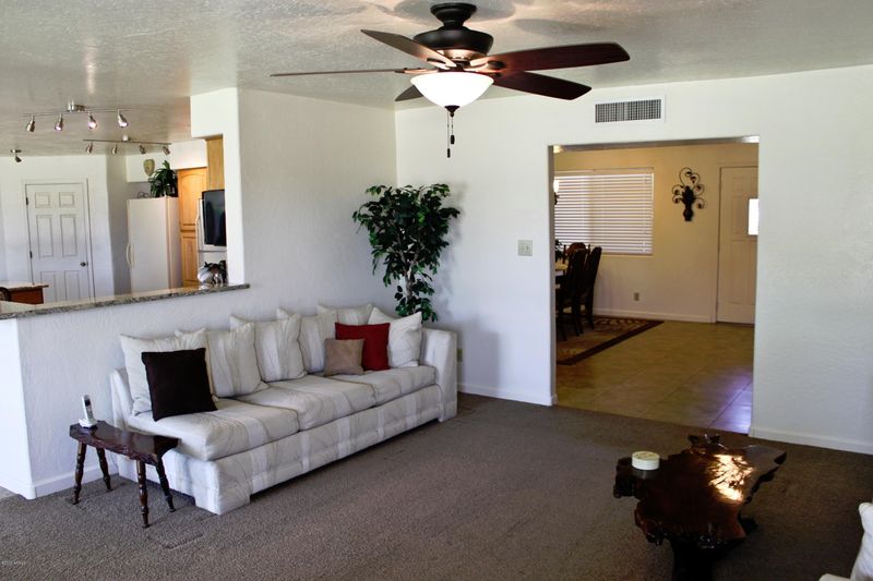 5229 W Whispering Wind Dr, Glendale, AZ 85310