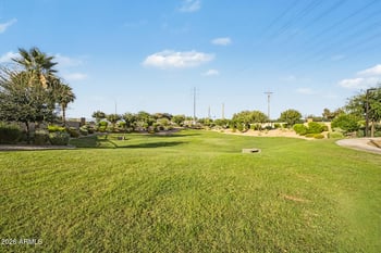 523 Yellowstone Pl, Chandler, AZ 85249