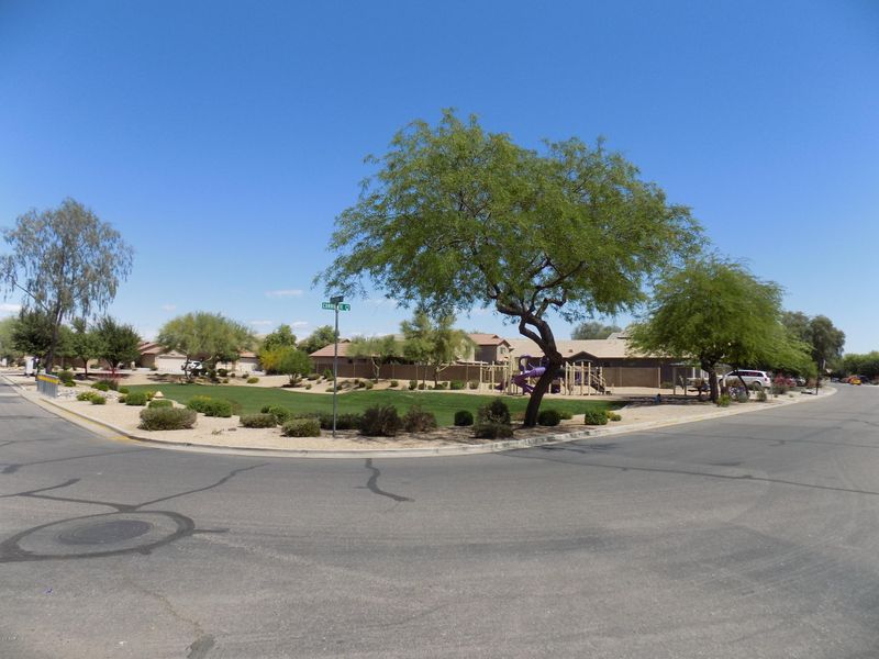 523 W Corriente Ct, San Tan Valley, AZ 85143