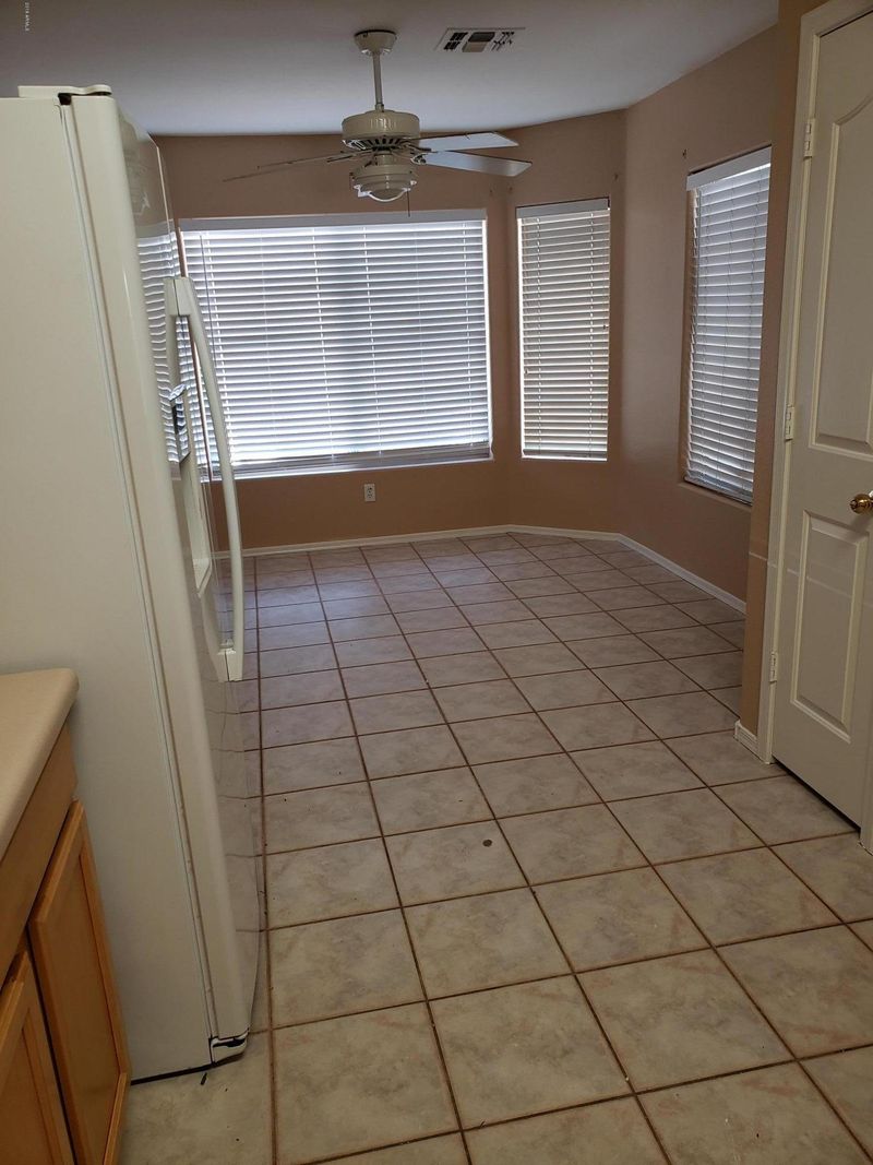 523 W Muriel Dr, Phoenix, AZ 85023
