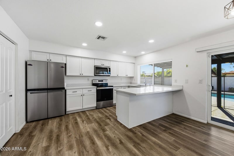 523 Pampa Ave, Mesa, AZ 85210