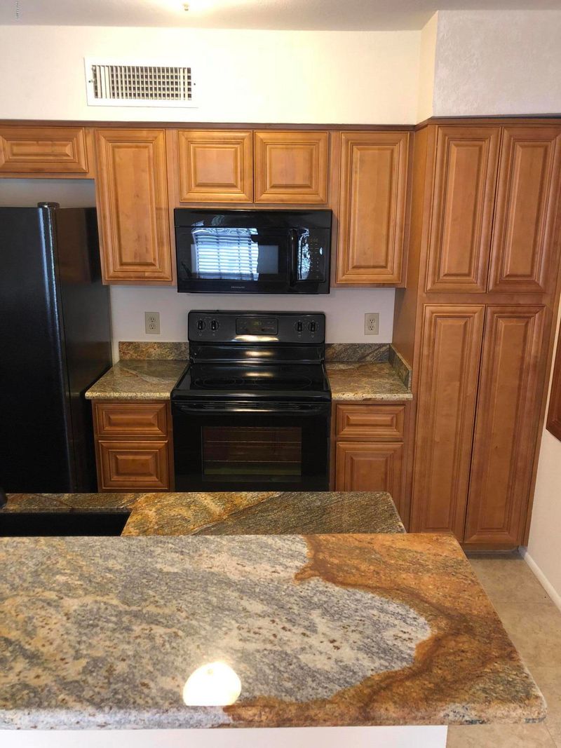 5230 E Brown Rd #106, Mesa, AZ 85205