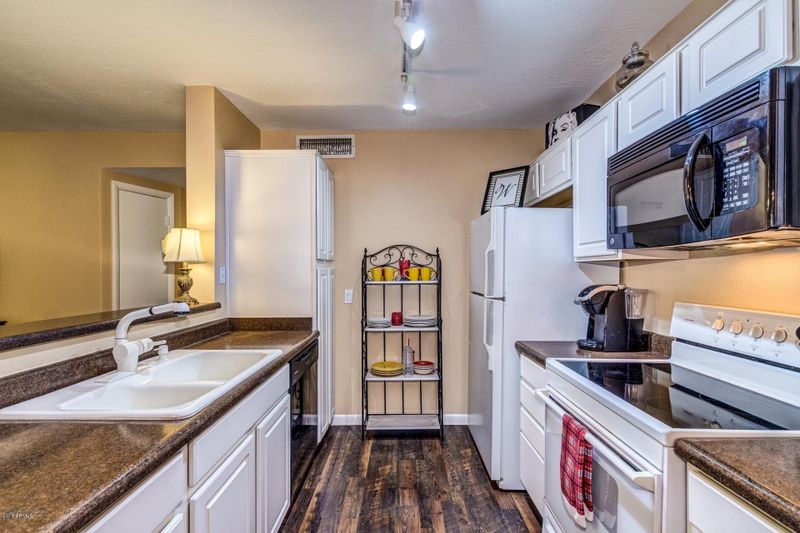 5230 E Brown Rd #109, Mesa, AZ 85205