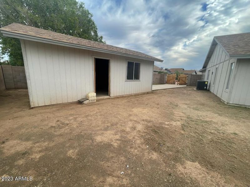 5230 N 86th Ave, Glendale, AZ 85305