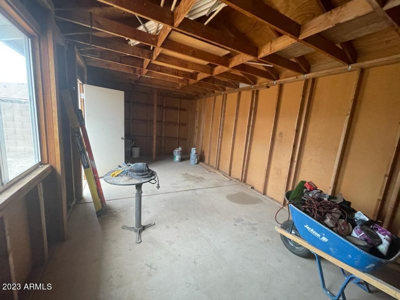 5230 N 86th Ave, Glendale, AZ 85305