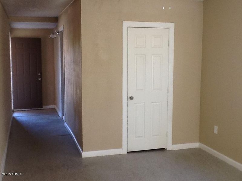5230 W Roanoke Ave, Phoenix, AZ 85035
