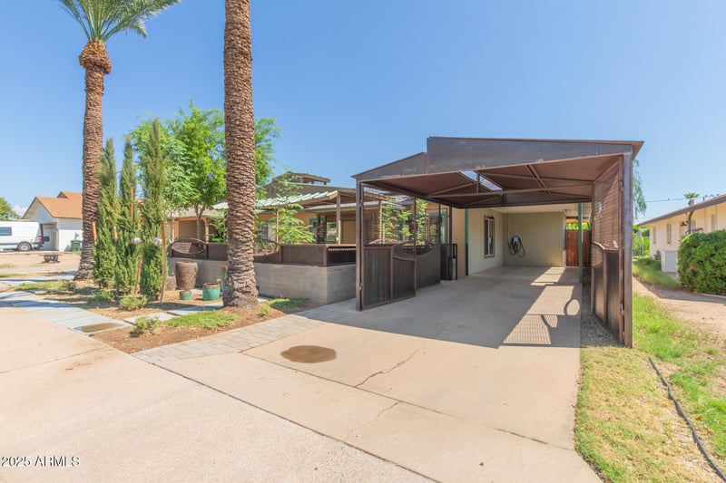 5231 8th Pl, Phoenix, AZ 85014