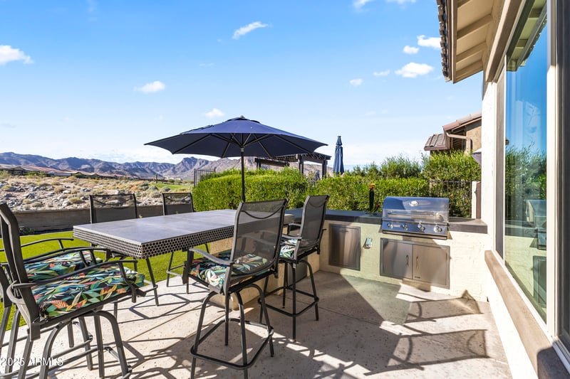 5232 205th Ln, Buckeye, AZ 85396