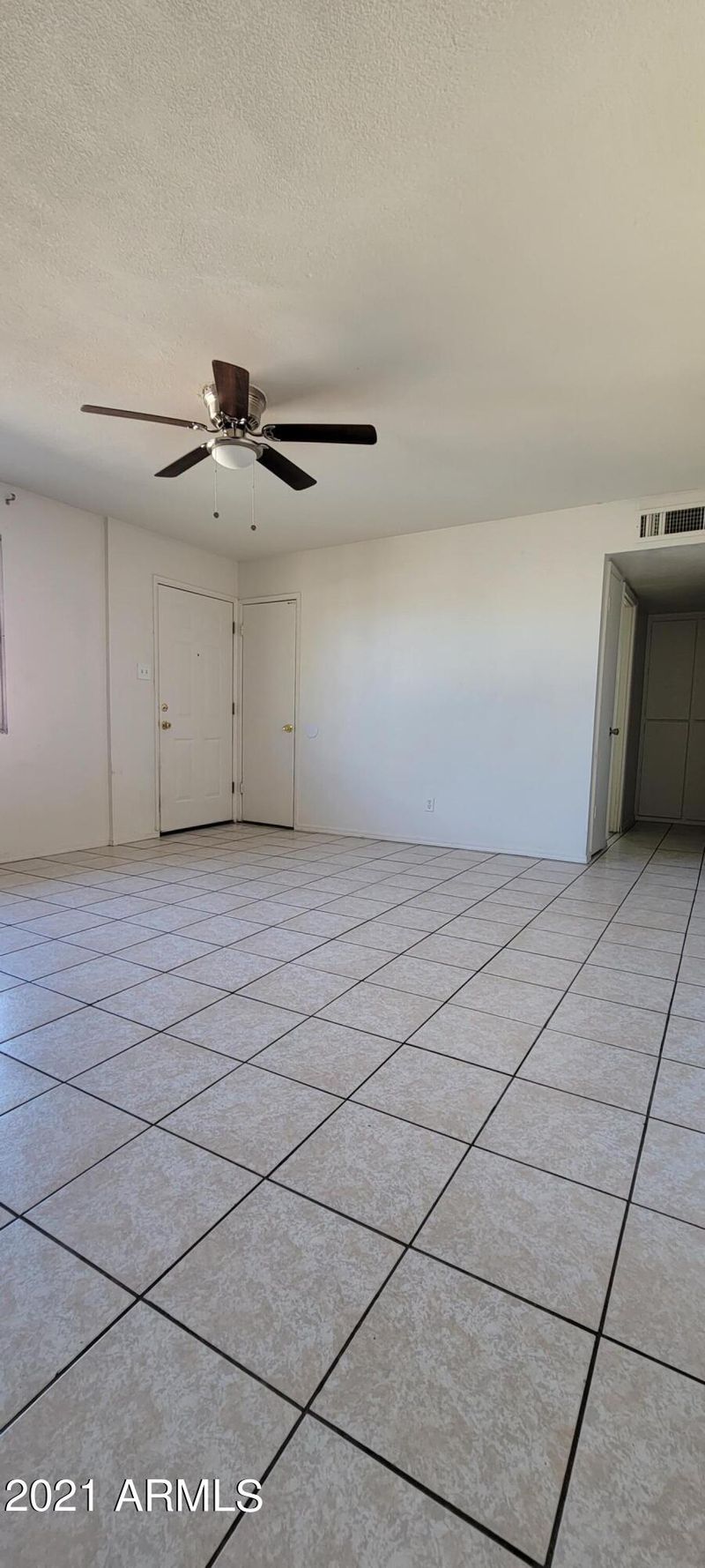 5232 S 48th St, Phoenix, AZ 85040