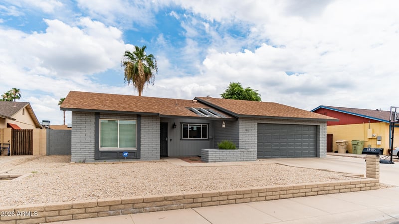 5232 W Onyx Ave, Glendale, AZ 85302