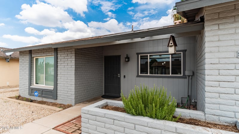 5232 W Onyx Ave, Glendale, AZ 85302