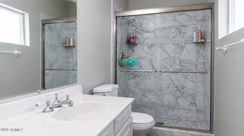5232 Onyx Ave, Glendale, AZ 85302
