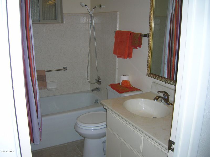 5233 E Decatur St, Mesa, AZ 85205