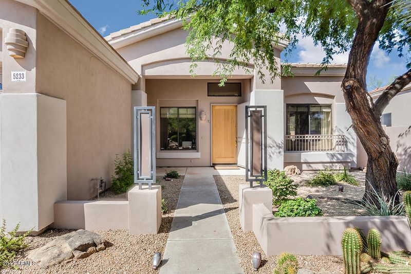 5233 E Hashknife Rd, Phoenix, AZ 85054
