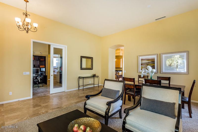 5233 E Hashknife Rd, Phoenix, AZ 85054