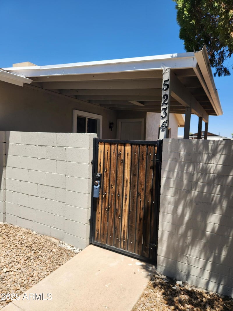 5234 Banff Ln, Glendale, AZ 85306