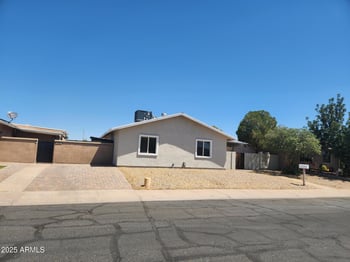 5234 Banff Ln, Glendale, AZ 85306