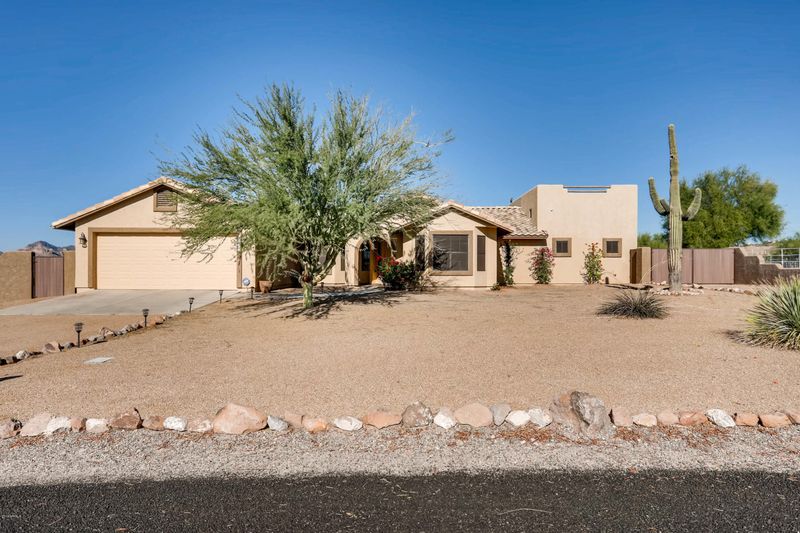 5234 E Pioneer St, Apache Junction, AZ 85119