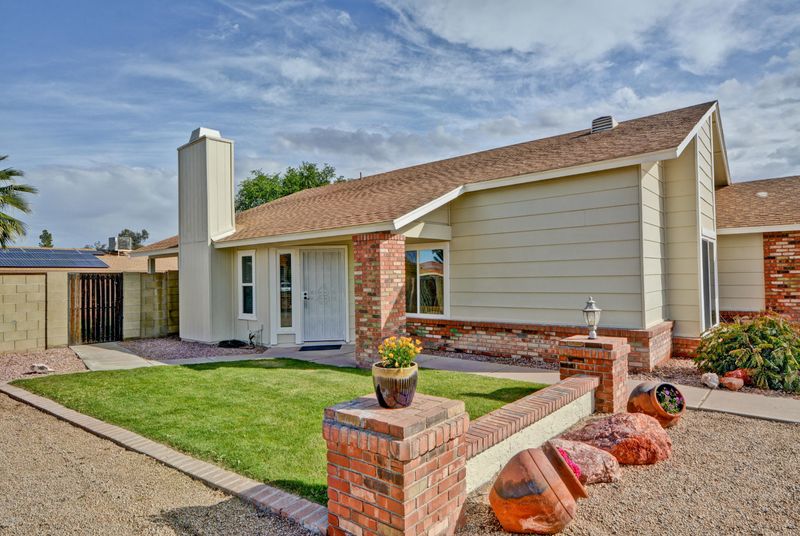 5234 W Aster Dr, Glendale, AZ 85304
